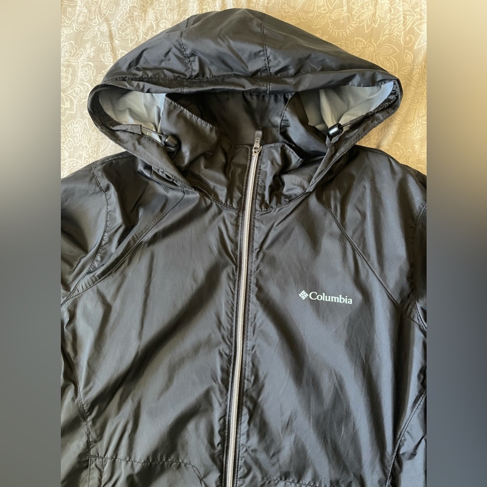 Columbia Black windbreaker Jacket